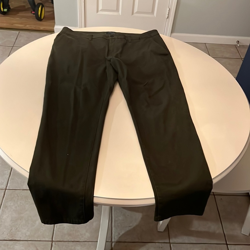 Mens Tech Chino pants. Rosin